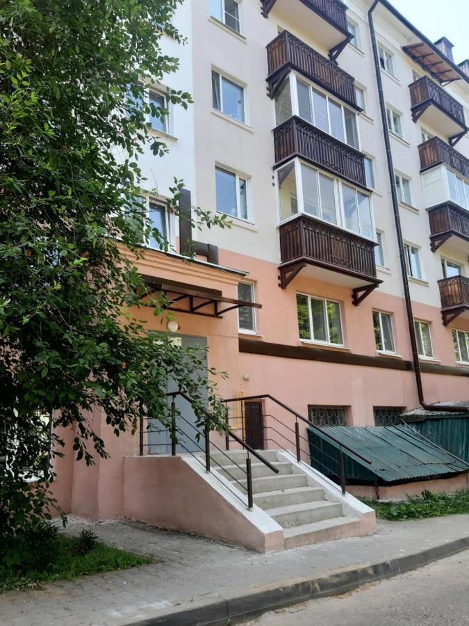 Appartment New In Center Mogilev Bagian luar foto