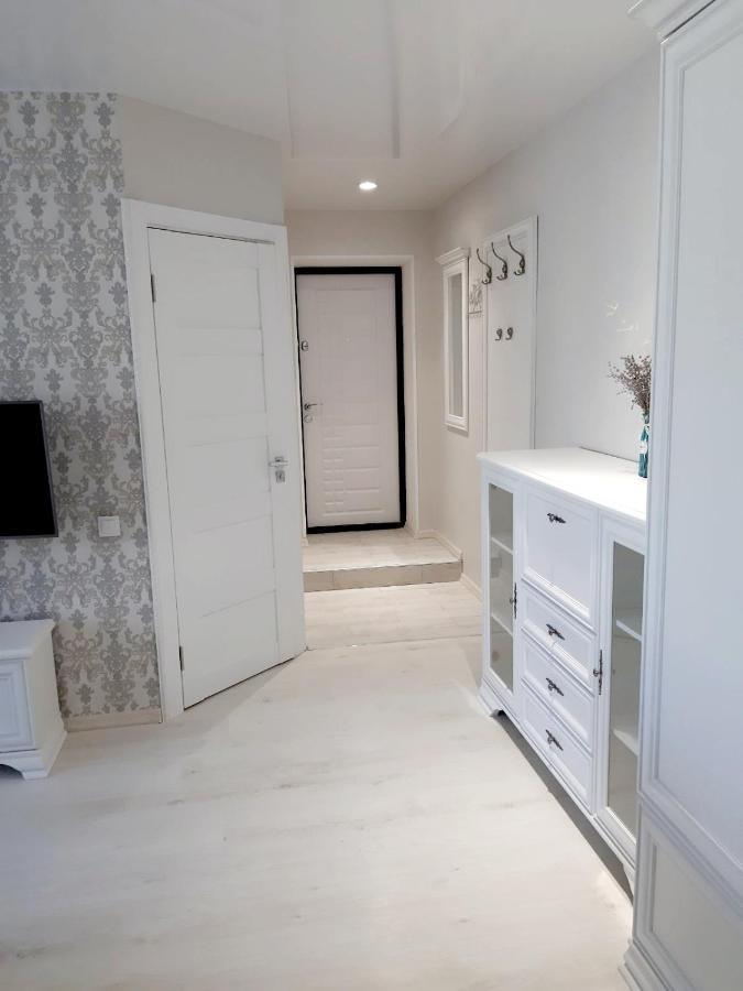 Appartment New In Center Mogilev Bagian luar foto