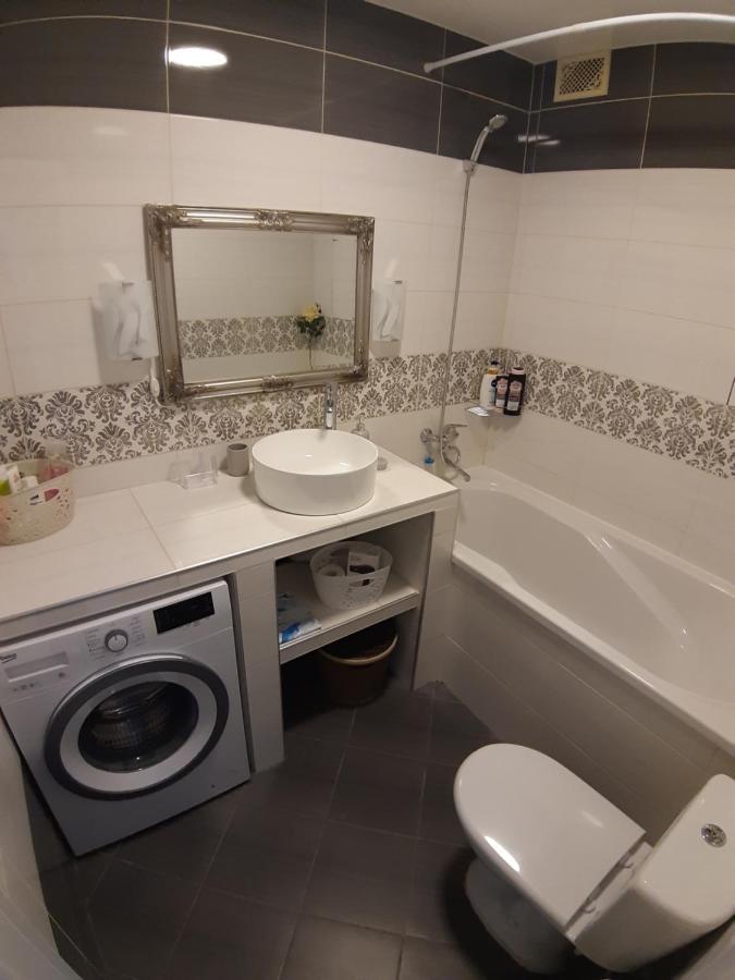 Appartment New In Center Mogilev Bagian luar foto